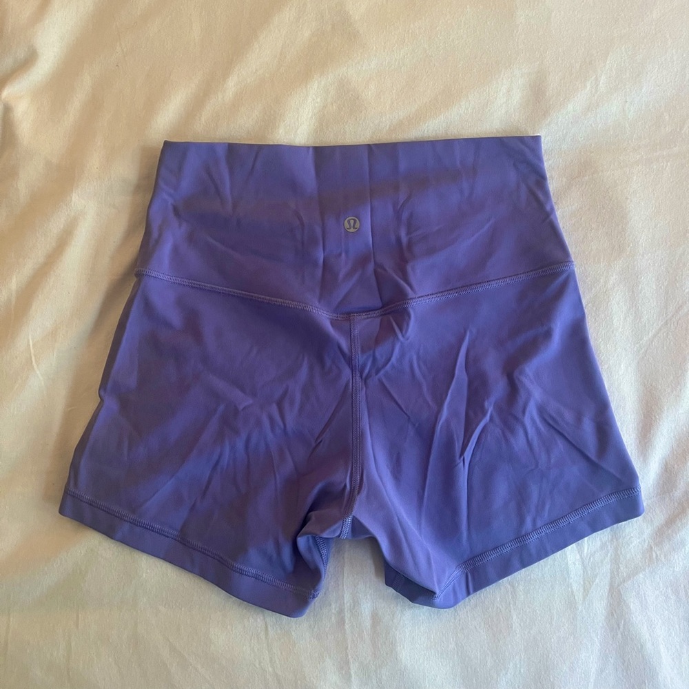 Lululemon 4 inch length size 8 align biker shorts in dark lavender